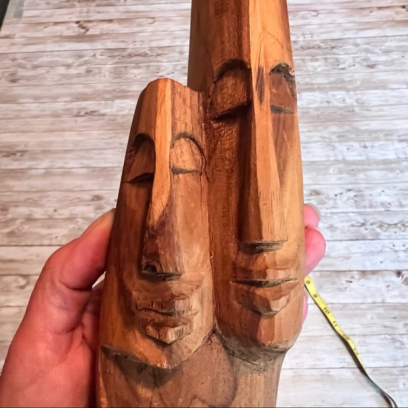 Hand carved wood art - Picture 6 of 6